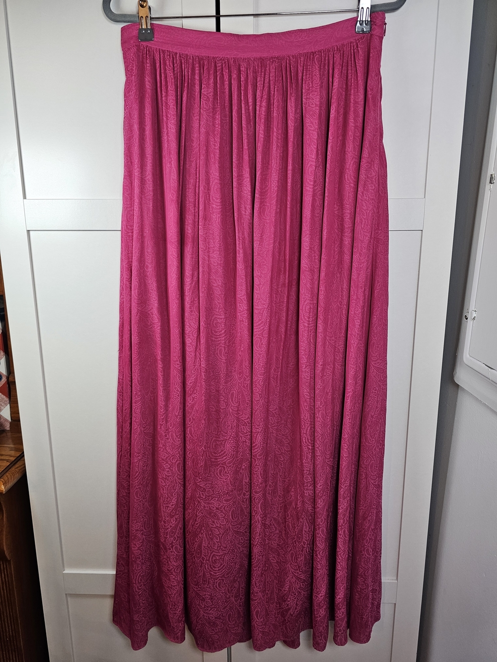 Anthropologie Akemi + Kin Paros Paisley Jacquard Maxi Skirt Pink Size 12 Pleated
